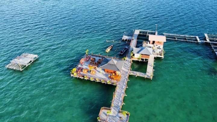 Parapat Water Village Resort Semporna Exterior foto